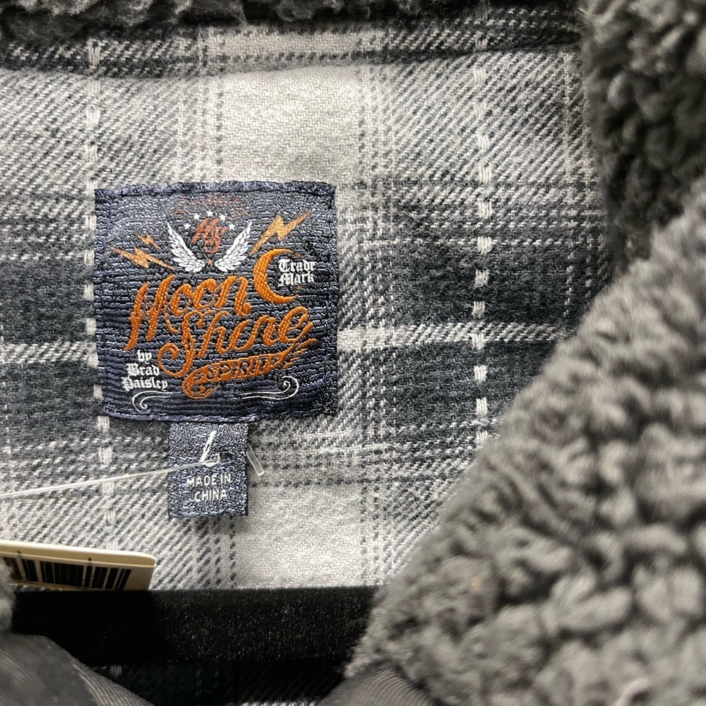 Moonshine spirit Men's Dark Gray Quilted Vest - Picture 2 of 6